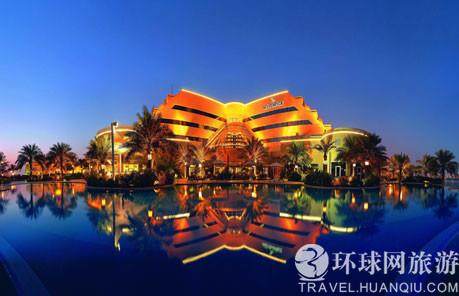 这就是一晚32元的酒店，其实算下来也不怎么便宜，等于640港币。